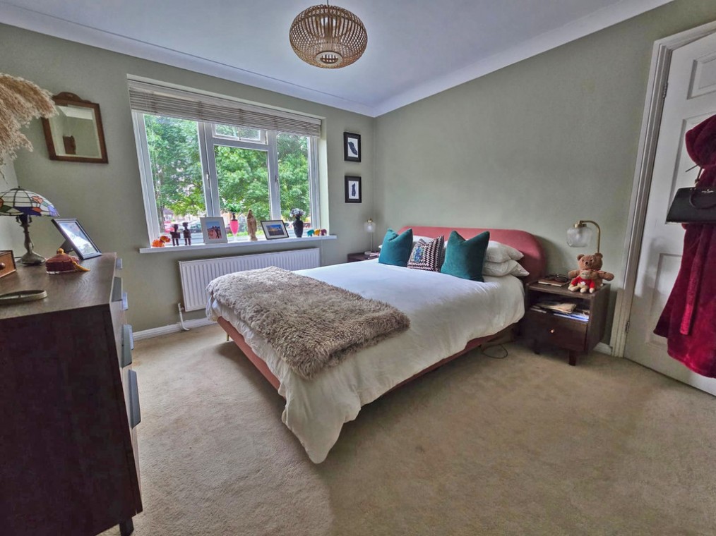 Meadway Court, Southwick