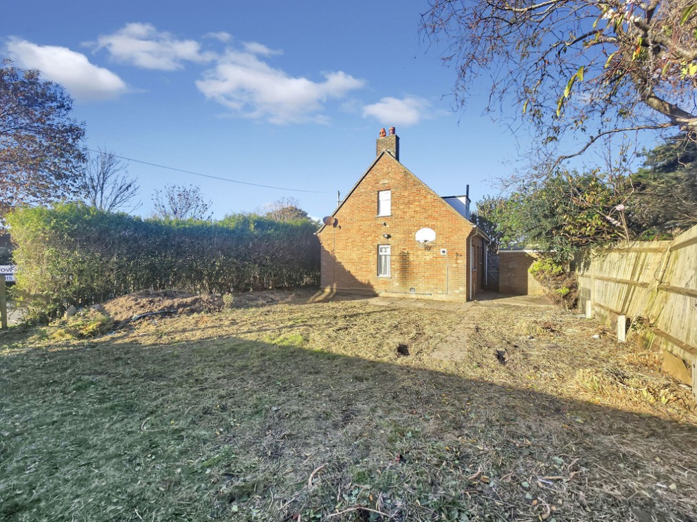 Manor Hall Road, Southwick