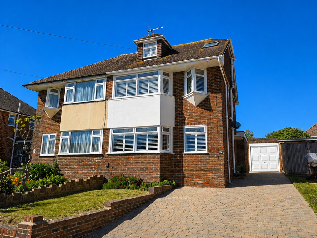 Downland Avenue, Southwick