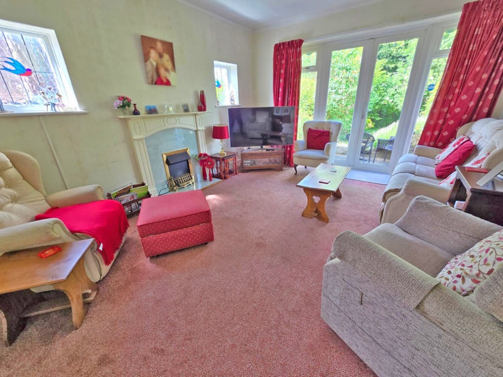 Ravensbourne Avenue, Shoreham-by-Sea