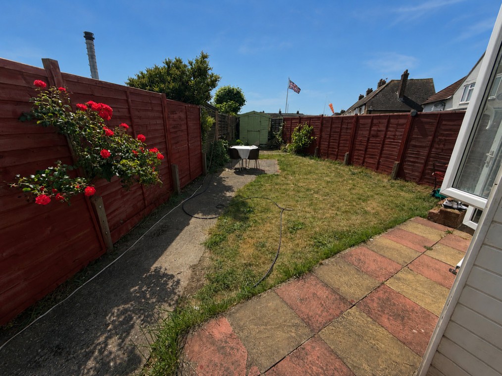 The Gardens, Southwick