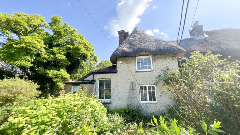 Bones Lane, Buriton, Petersfield, Hampshire