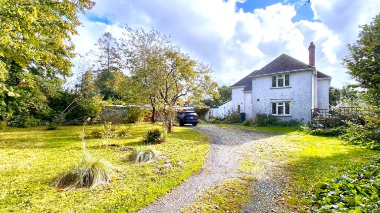 Torberry Drive, Petersfield, Hampshire