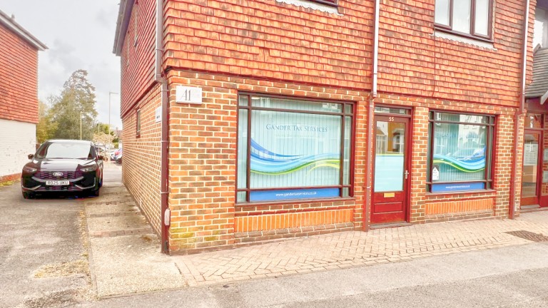 Station Road, Petersfield, Hampshire