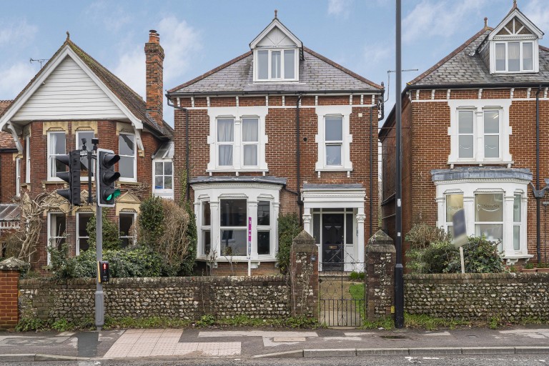 Station Road, Petersfield