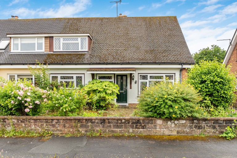 Gloucester Close, Petersfield, Hampshire