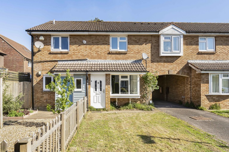 Wheatear Drive, Petersfield, Hampshire