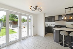 Newton Gardens, Paddock Wood, Tonbridge