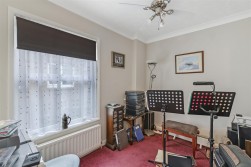 Maidstone Road, Paddock Wood, Tonbridge