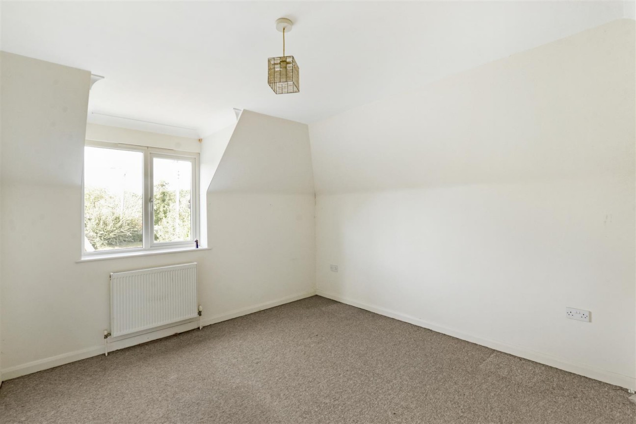 Pett Road, Pett TN35 4EX