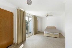Pett Road, Pett TN35 4EX