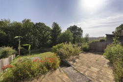 Pett Road, Pett TN35 4EX