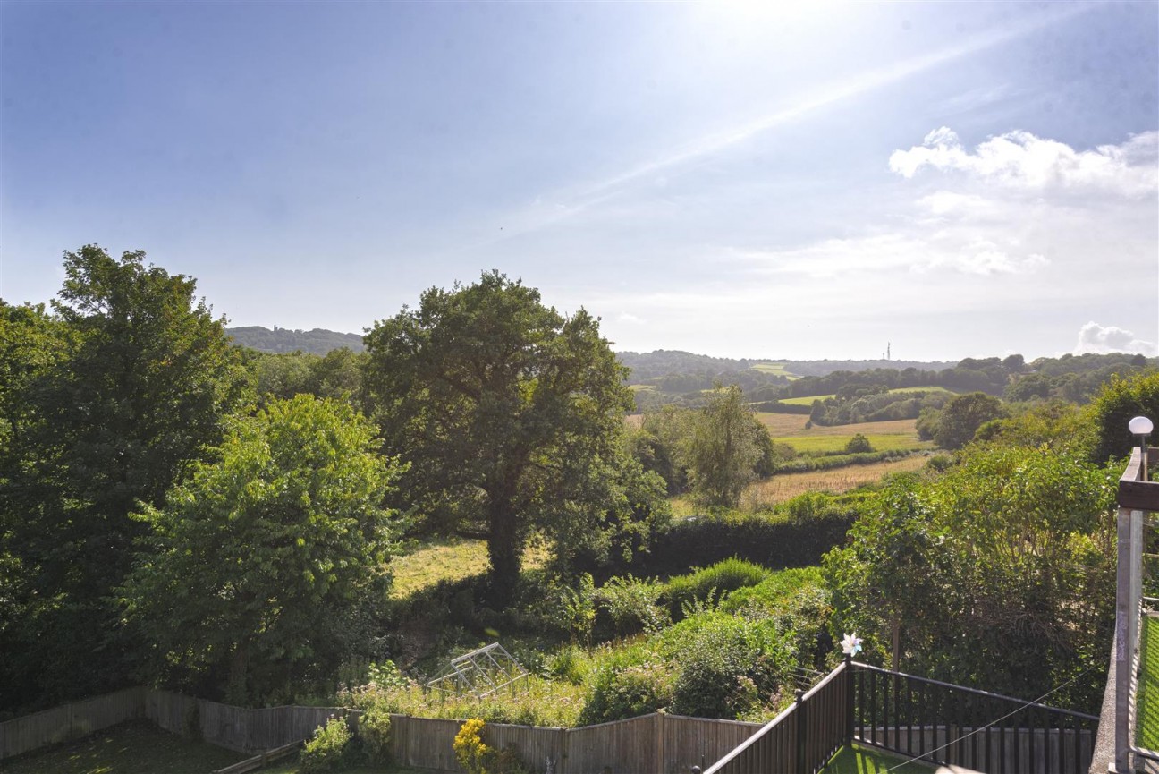 Pett Road, Pett TN35 4EX