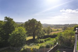 Pett Road, Pett TN35 4EX