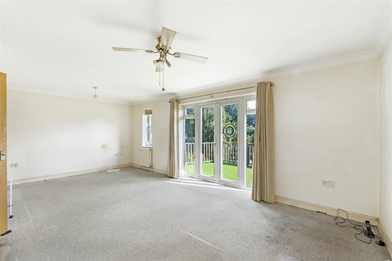 Pett Road, Pett TN35 4EX