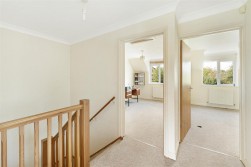 Pett Road, Pett TN35 4EX