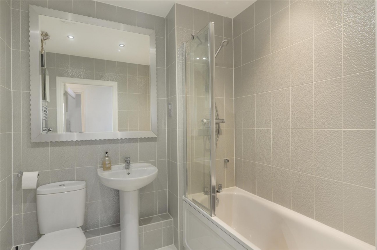 Wills Crescent, Leybourne Chase, ME19
