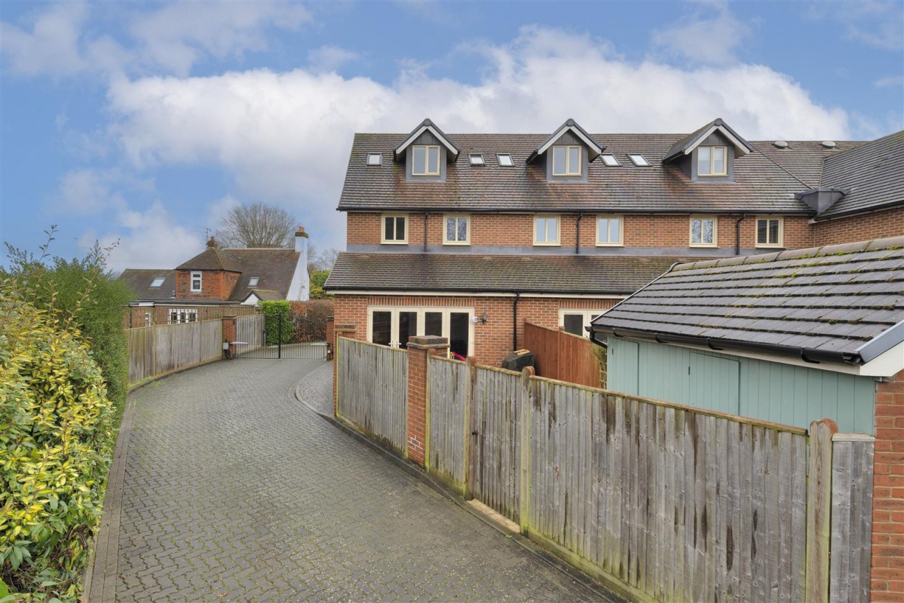 Maidstone Road, Paddock Wood