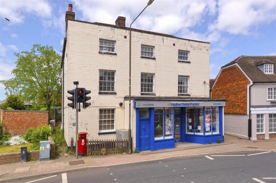 High Street, Hadlow, Tonbridge