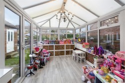 Reeves Court, East Malling, West Malling