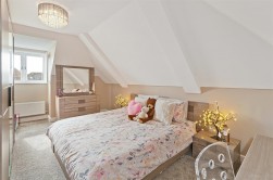Braeburn Way, Kings Hill, ME19 4EA