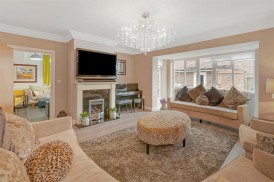 Braeburn Way, Kings Hill, ME19 4EA