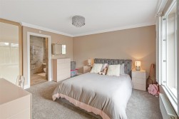 Braeburn Way, Kings Hill, ME19 4EA