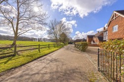 Hayes Walk, Kings Hill, ME19 4HJ