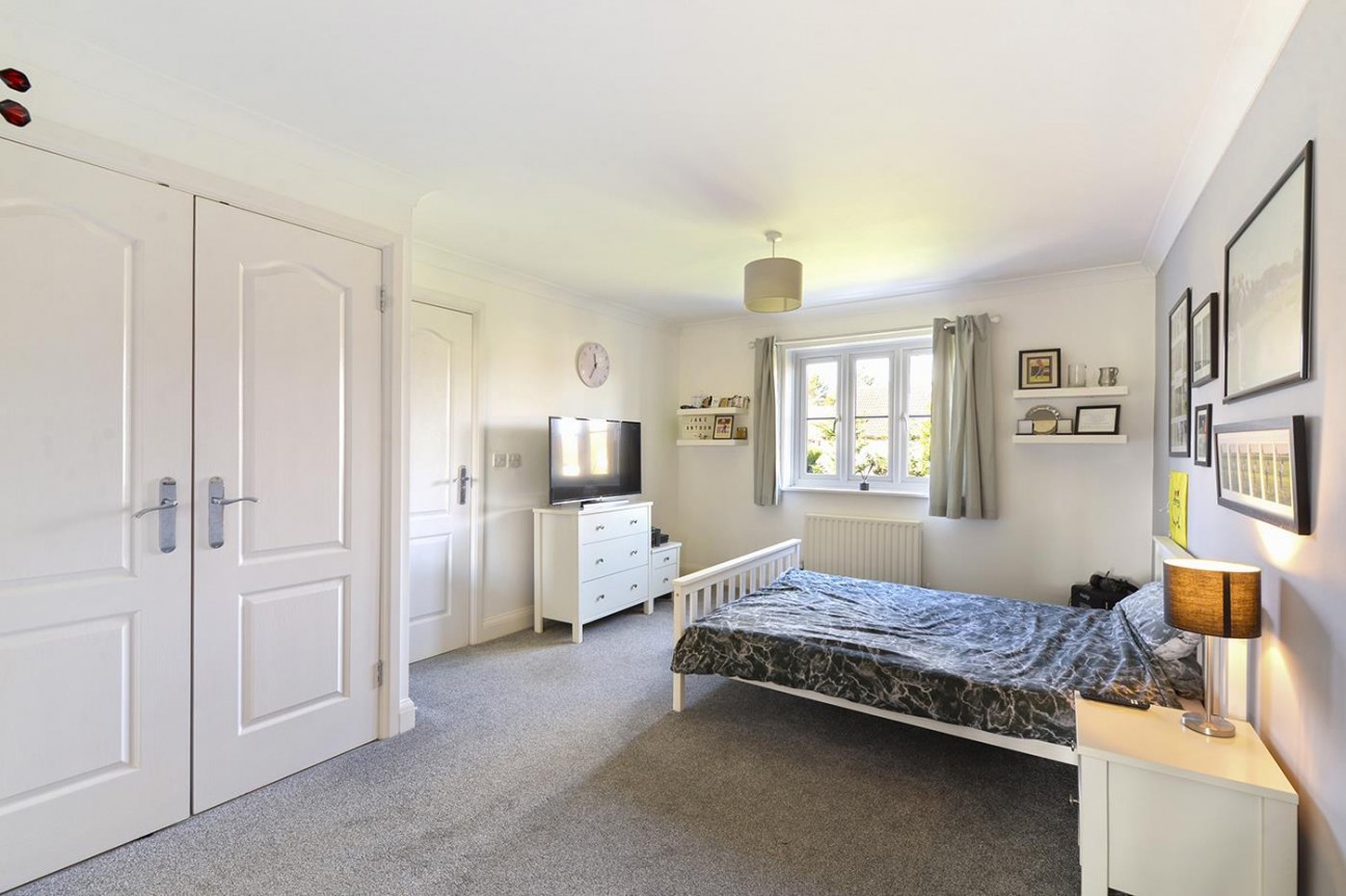 Hayes Walk, Kings Hill, ME19 4HJ