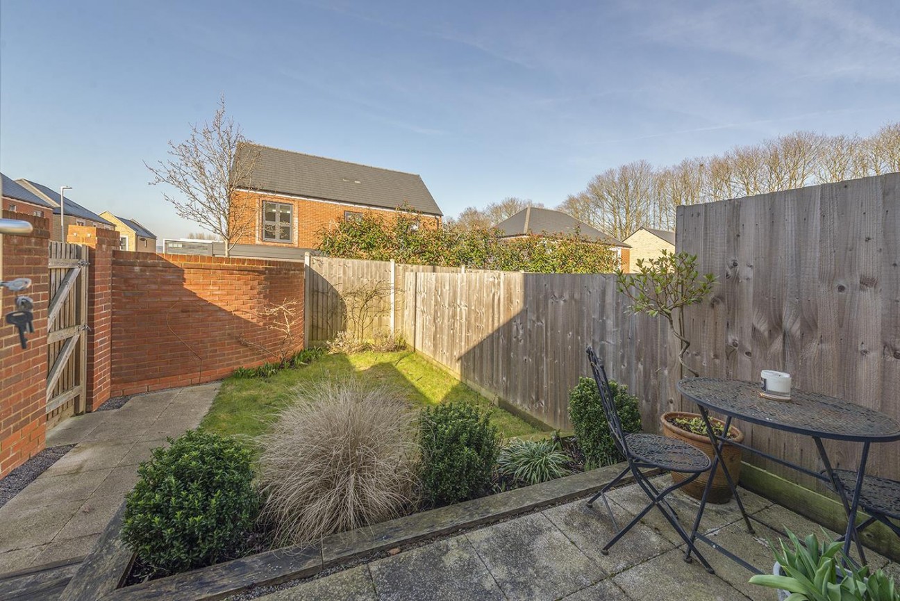 Pecham close, Kings Hill, ME19 4SB