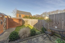 Pecham close, Kings Hill, ME19 4SB