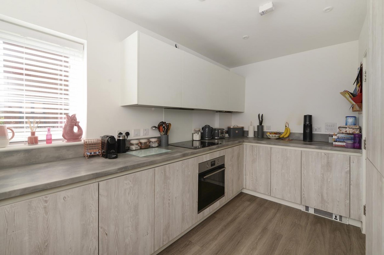 Pecham close, Kings Hill, ME19 4SB