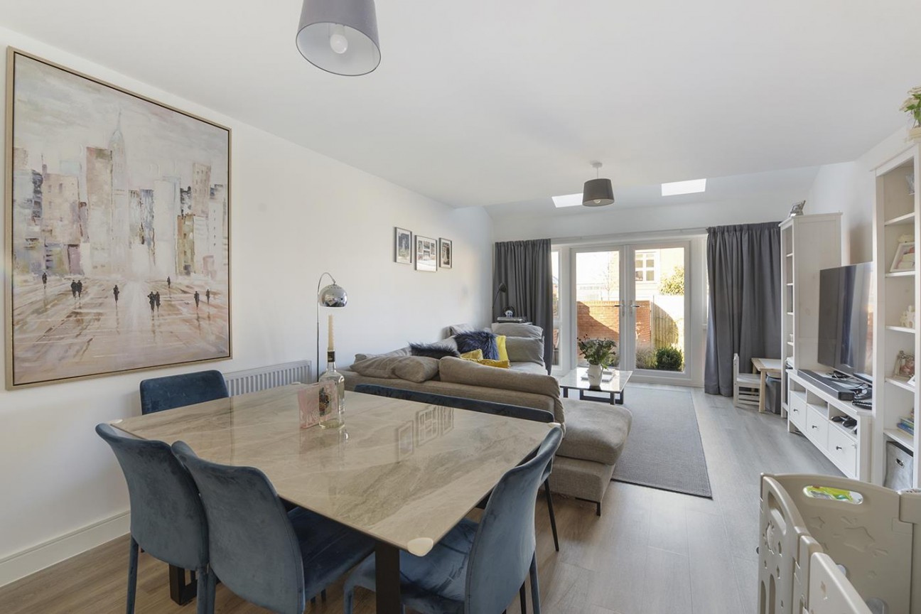 Pecham close, Kings Hill, ME19 4SB