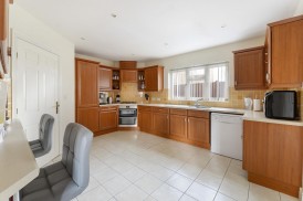 Alderwick Grove, Kings Hill, ME19 4GB
