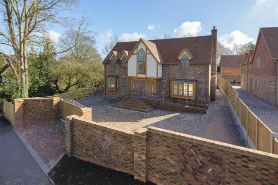 St. Leonards Street, West Malling