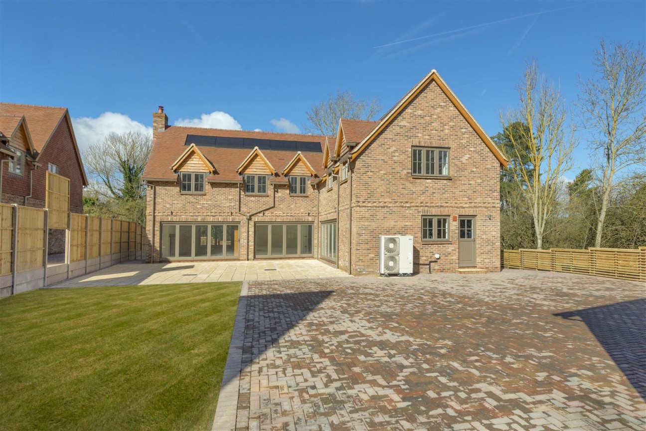 St. Leonards Street, West Malling