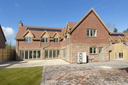 St. Leonards Street, West Malling