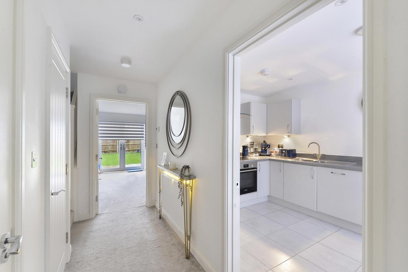 Edington Way, Kings Hill, ME19 4SW