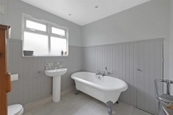 Tonbridge Road, Teston, Maidstone