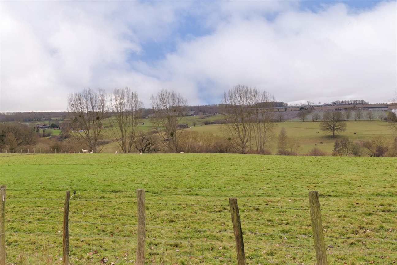 Tonbridge Road, Teston, Maidstone