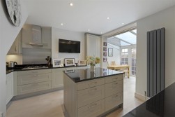 Tonbridge Road, Teston, Maidstone