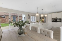 Hawthornden Grove, Yalding