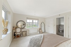 Hawthornden Grove, Yalding