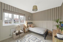Hawthornden Grove, Yalding