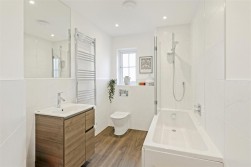 Hawthornden Grove, Yalding