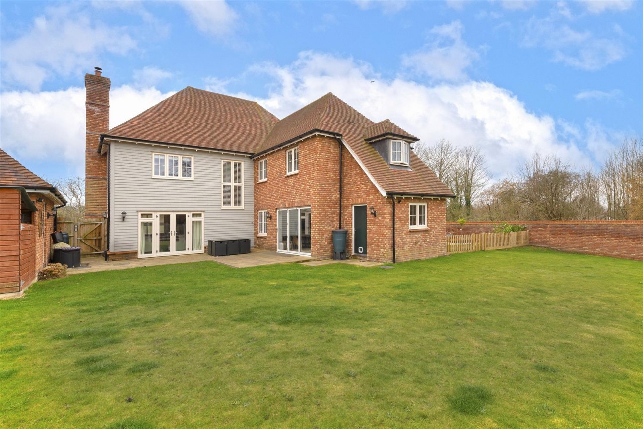 Hawthornden Grove, Yalding