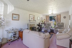 The Links, Addington