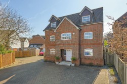 Quindell Place, Kings Hill, West Malling