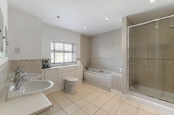 Quindell Place, Kings Hill, West Malling