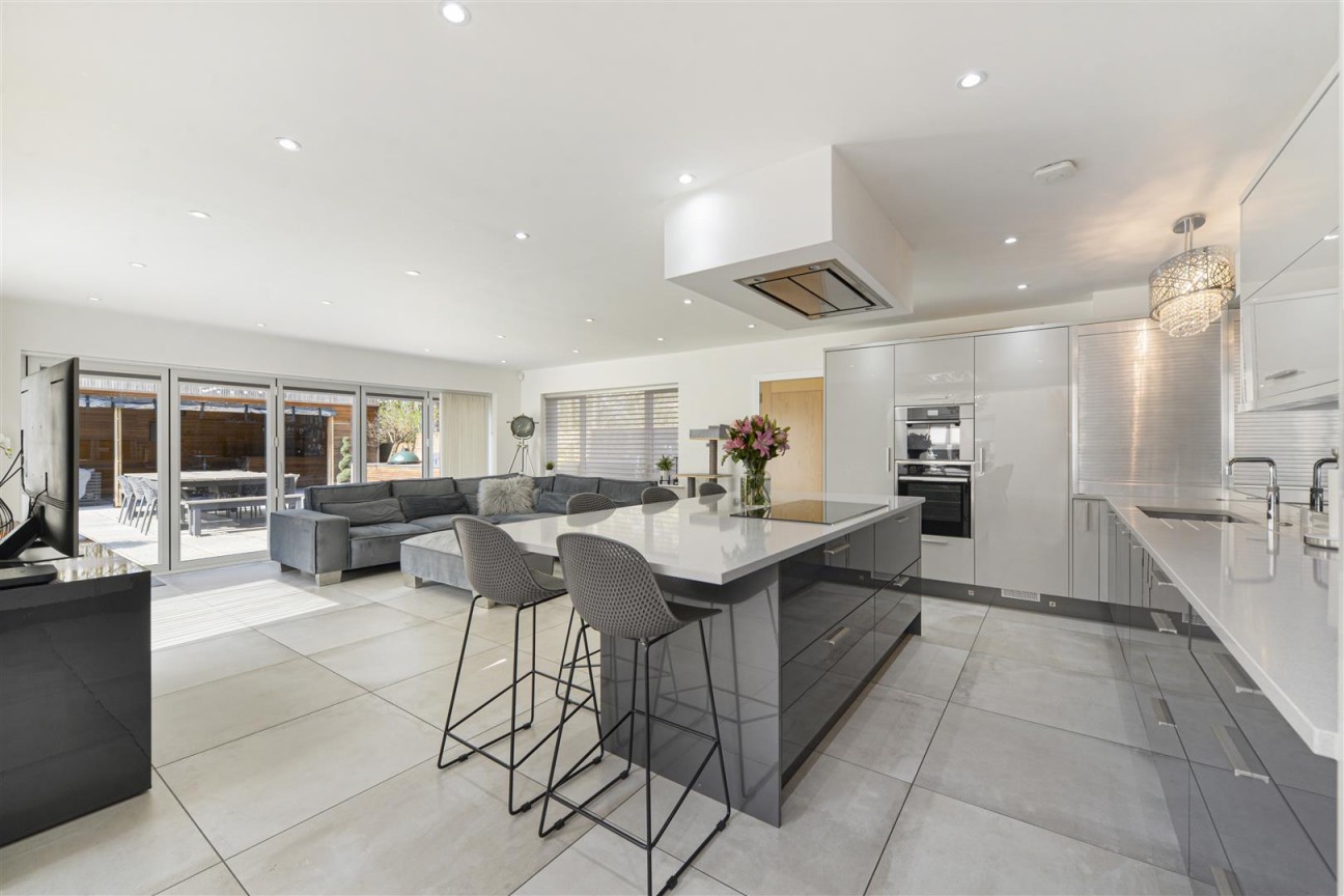 Woodland Gate Walk, Leybourne Chase, West Malling